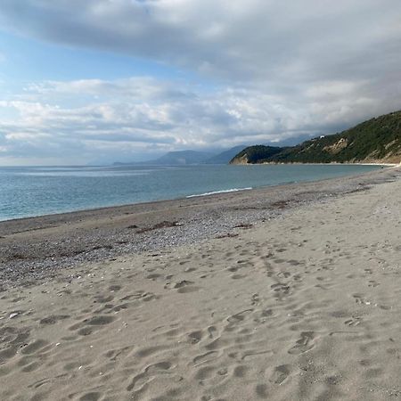 Sarandë Rosemary House 게스트하우스 외부 사진